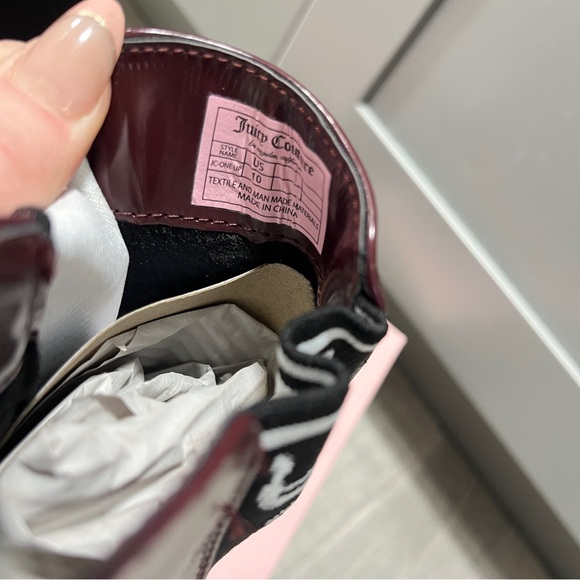 Juicy Couture One-Up A Burgundy Ankle Chelsea Booties, 10M - Picture 8 of 10